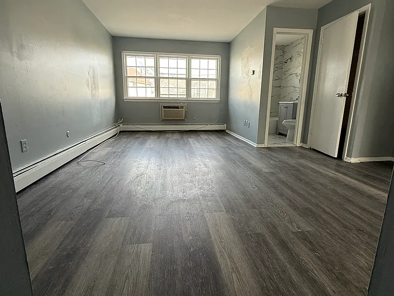 612 Ziegler Ave #17 — Photo 3