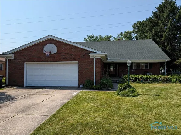 629 Regina Pkwy, Toledo, OH 43612