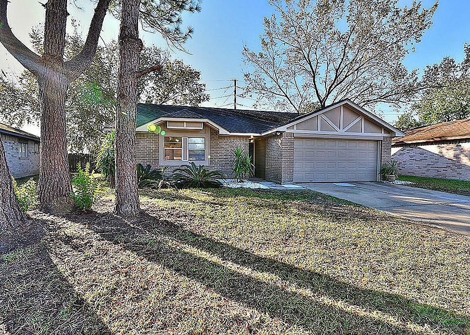 1st image of 24139 Silversmith Ln