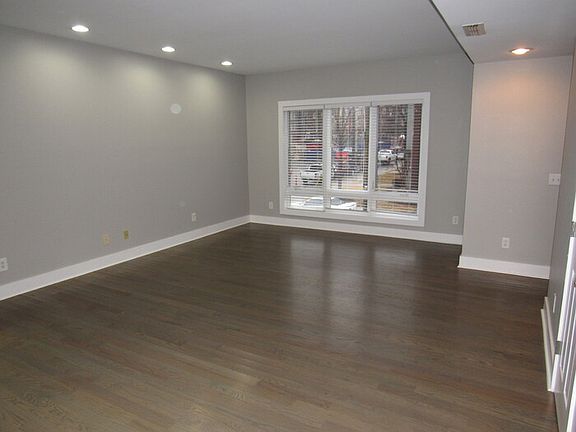 3rd image of 1600 6th Ave N #B