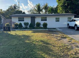 7945 Loomis Street, Lake Worth, FL 33462