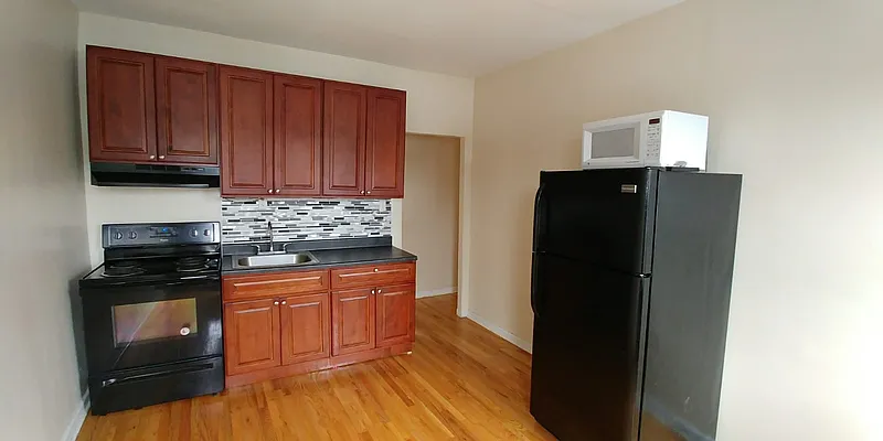 Rented by Lang Realty LLC | media 1