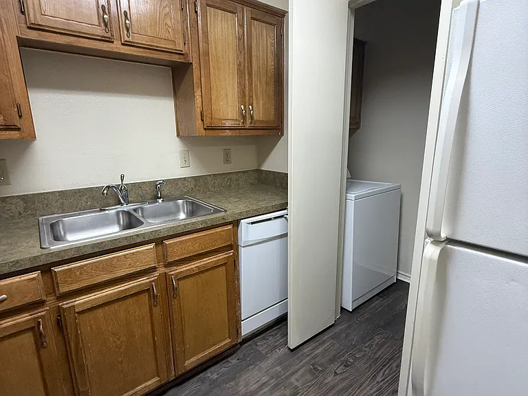 721 Avenue A #9 — Photo 9