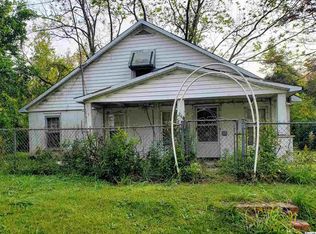 1214 E Hudson St, Dillon, SC 29536