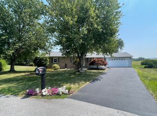 23 Robin Ct, Milton, PA 17847