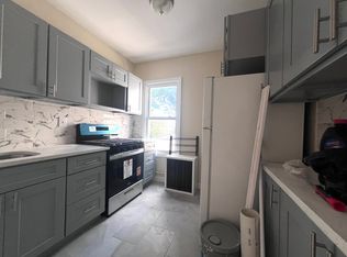 70 Lincoln Ave FLOOR 2, Brooklyn, NY 11208