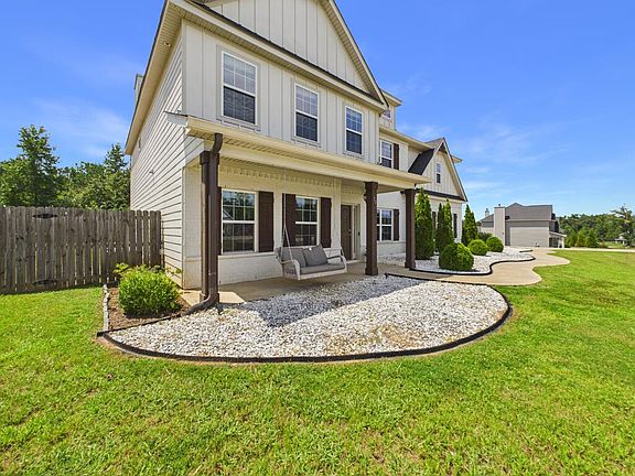 2nd image of 71 Hart Preserve Dr