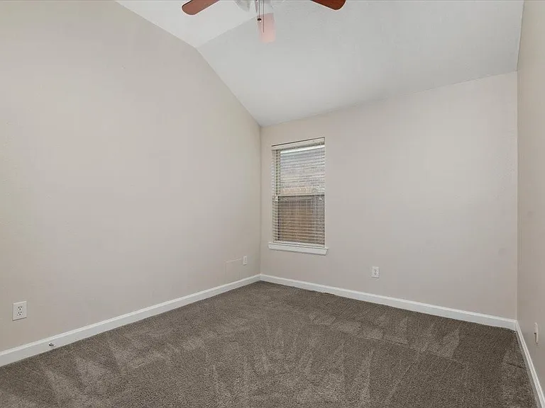 1906 Sonoma Breeze Dr — Photo 29
