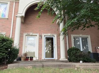 1566 Kirby Pkwy, Memphis, TN 38120