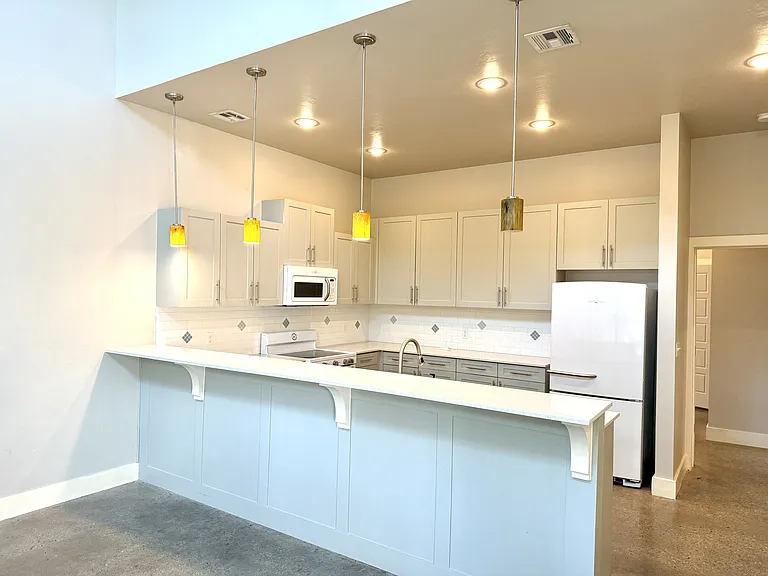 525 K St SW — Photo 6