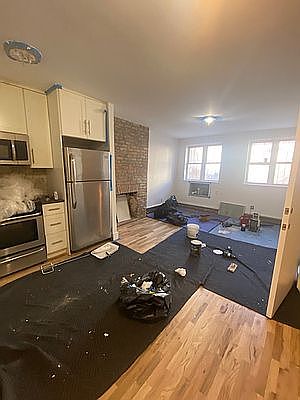 3rd image of 58 Pulaski St APT 1