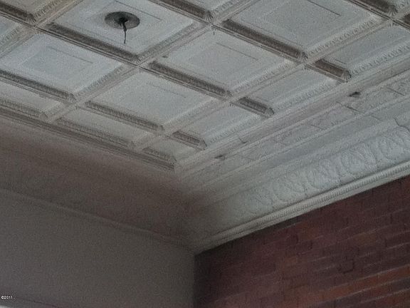 3rd image of 514 Central Ave