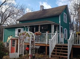 82 Water St, Palmer, MA 01069