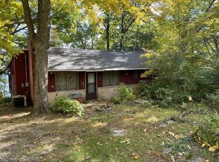 24767 Thorn Apple Ln, Hudson, IL 61748