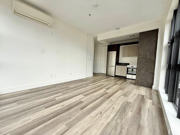 2nd image of 2337 Bedford Ave #C