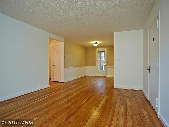 5th image of 2895 S Abingdon St APT A1