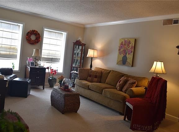 3rd image of 2511 Metairie Lawn Dr #317