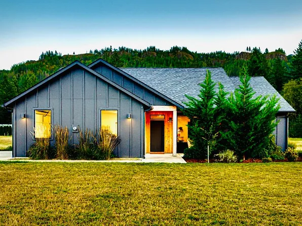 192 Stuart Field Ln, Ariel, WA 98603