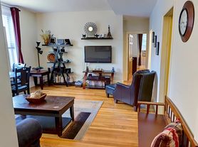 48 Dwight St, Brookline, MA