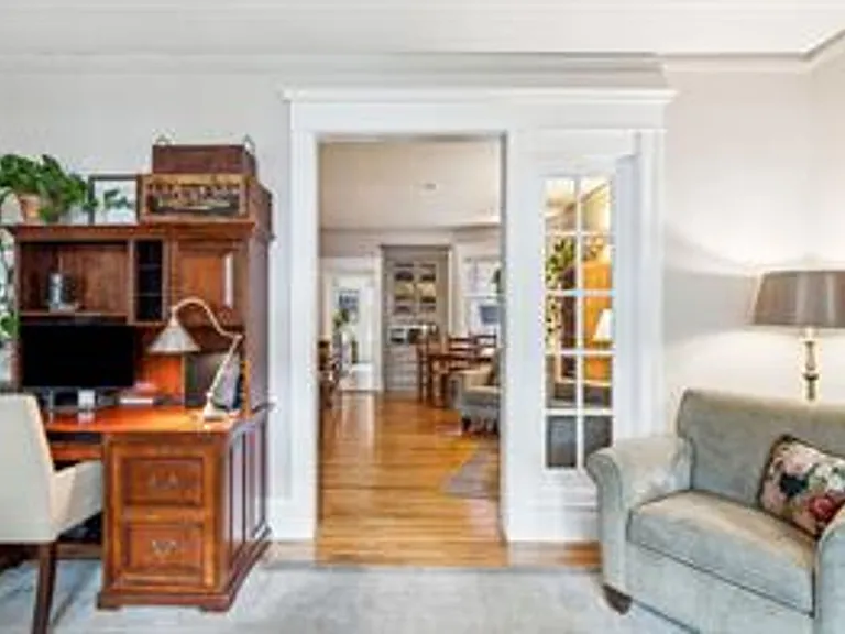 410 Roosevelt St — Photo 19