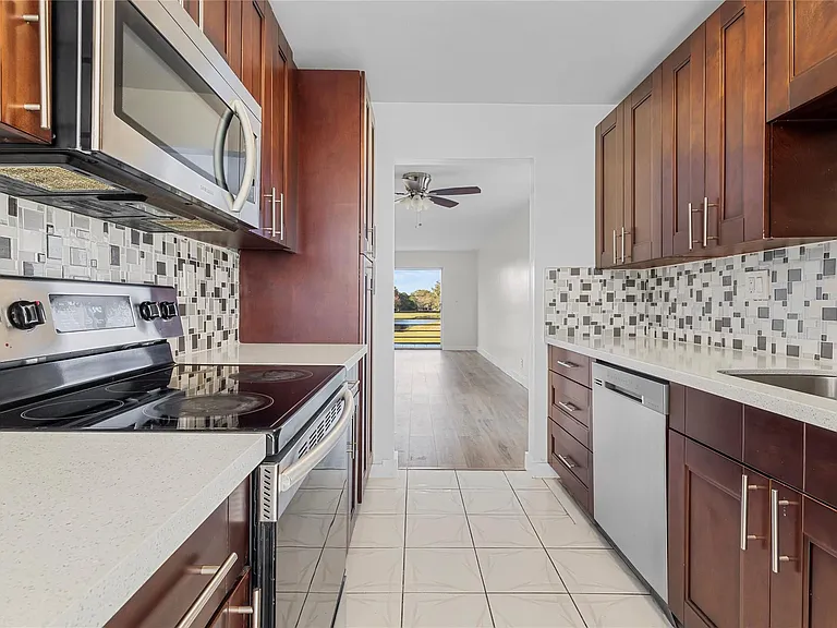 8205 NW 61st St #B218 — Photo 7
