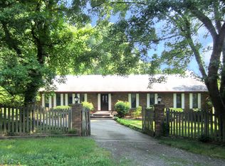 96 Fiddlers Hill Rd, Edgewater, MD 21037