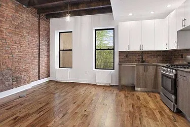 Rented by Lang Realty LLC