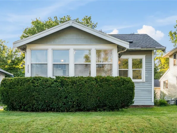 2523 1st Ave SE, Cedar Rapids, IA 52403