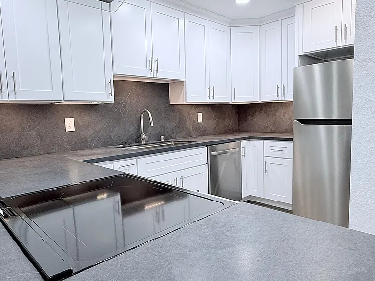 481 Carillo Ct — Photo 15