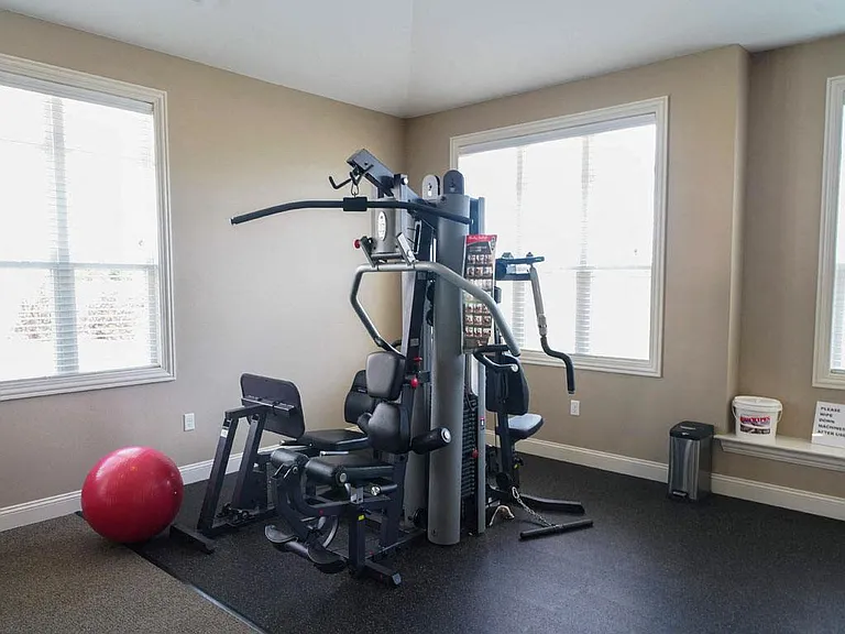 Stoney Pointe Apartment Homes — Photo 57