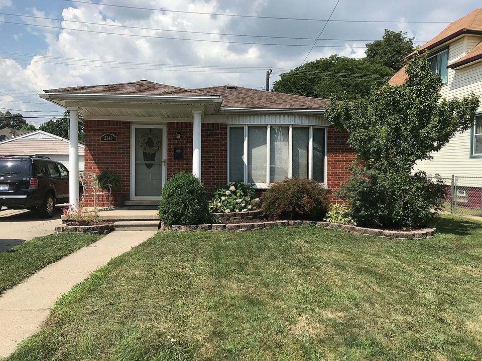 1st image of 2340 10th St