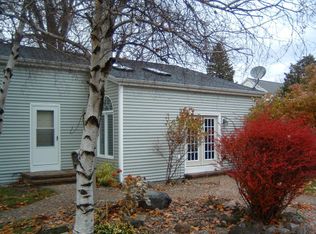 55 Maple St, Rouses Pt, NY 12979