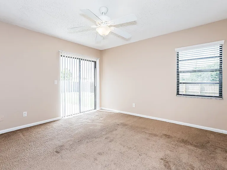 10818 Peppersong Dr — Photo 6