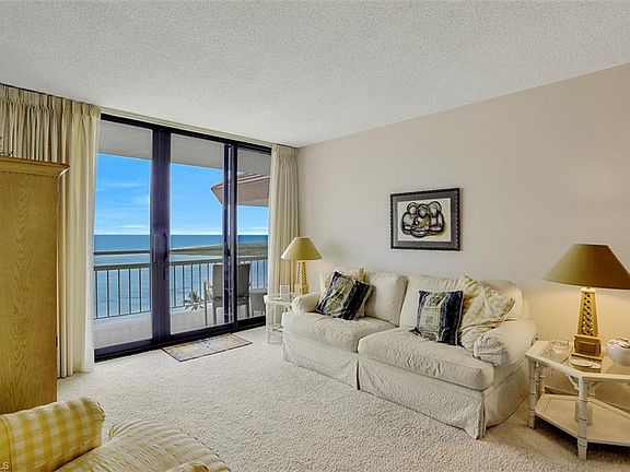 3rd image of 180 Seaview CT #1114