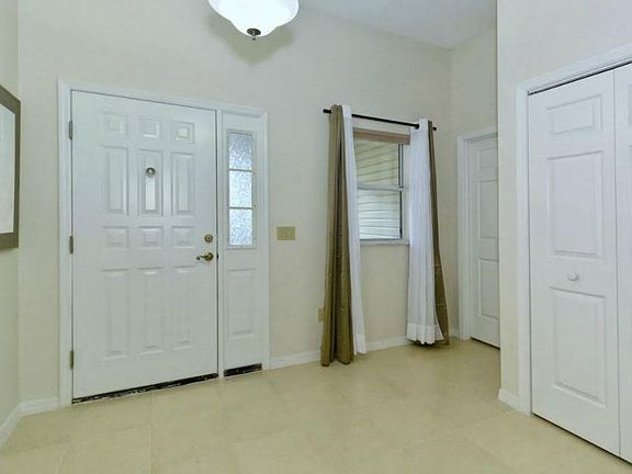 3rd image of 315 Gonzales Pl