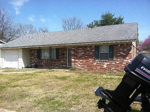 1st image of 207 Mimosa Dr
