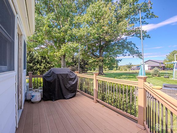 5th image of 51 Orchardside Dr