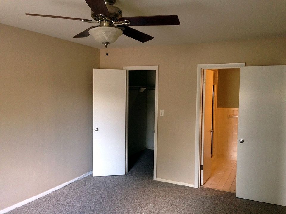 2nd image of 2993 Clay St