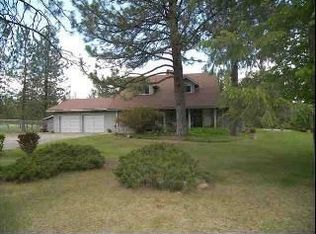 15510 W Bluegrass Rd, Nine Mile Falls, WA 99026