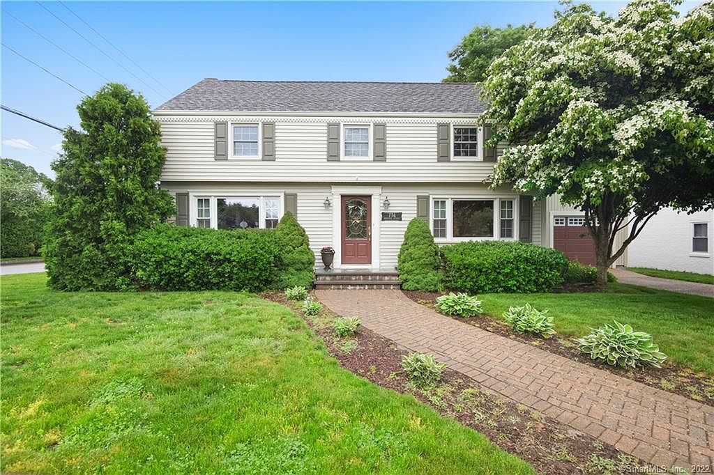 774 Montauk Ave, New London, CT 06320 Zillow