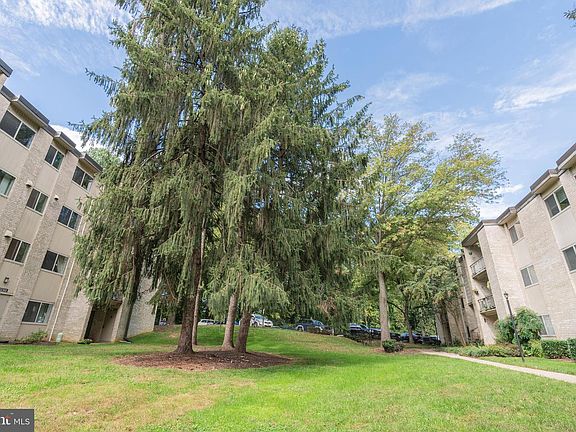 3rd image of 12401 Braxfield Ct APT 9