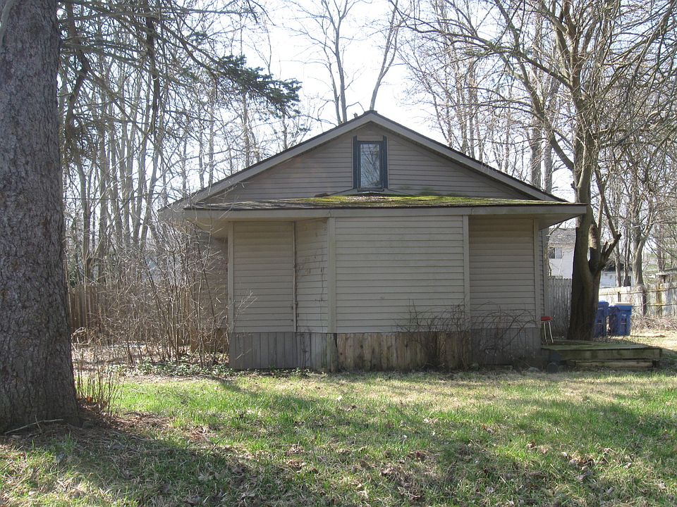 1st image of 5545 Lake Vista Dr