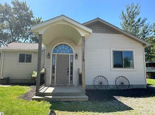 115 N Dutcher St, Corunna, MI