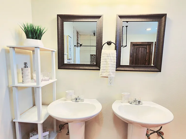 2385 Old Pioneer Rd — Photo 15