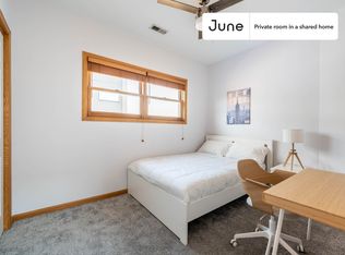 1359 W Hubbard St #A, Chicago, IL