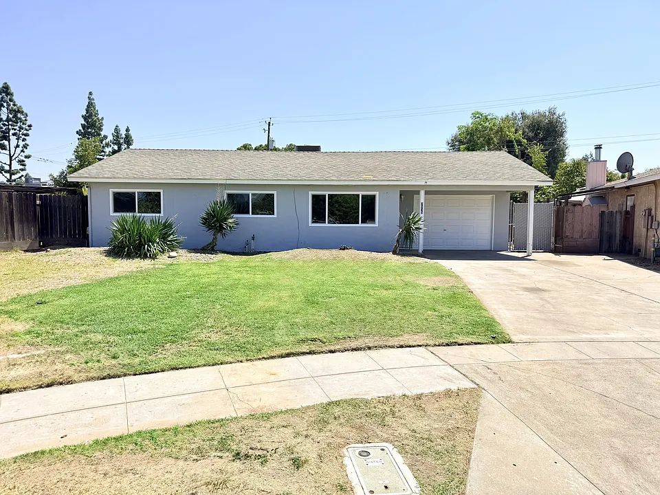 3035 W Holland Ave