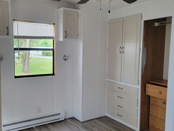 4th image of 1720 NW 38th Ave Unit 4B