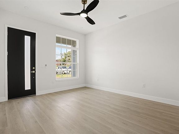 2nd image of 823 E MCDONALD AVENUE