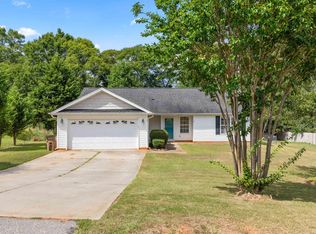 203 Turkey Trot Rd, Williamston, SC 29697
