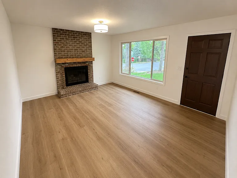 12790 SW Katherine St — Photo 4